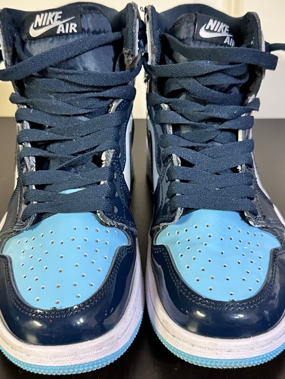 Women's Air Jordan 1 Retro High OG "UNC Patent Size 6.5